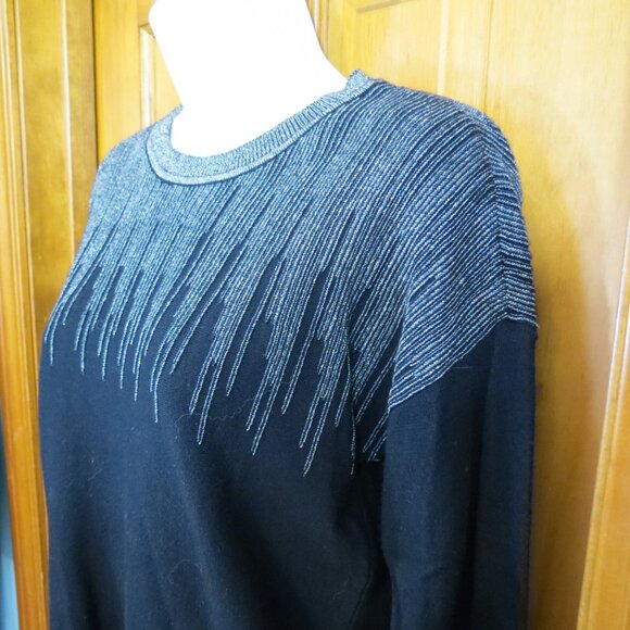 Alfani Black Sweater ¾ Sleeve Gold & Silver Accents Soft Size Petite Small - Picture 3 of 9